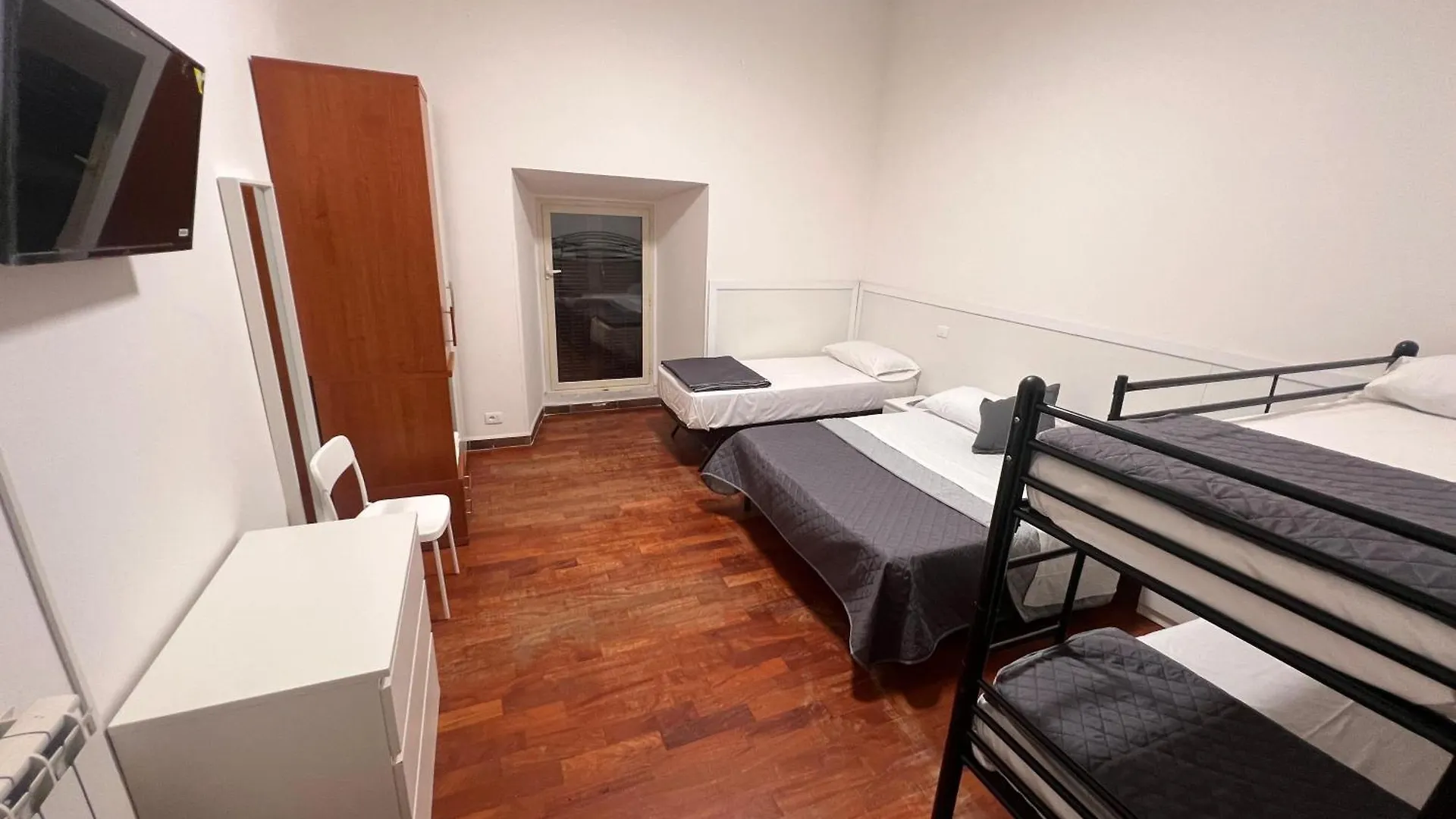 Roma Comfort Inn イタリア